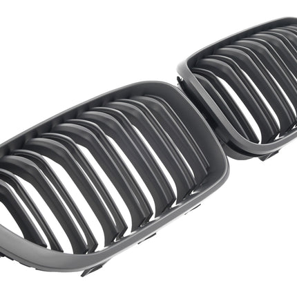 Mattsvart Grill Dubbelribb BMW 1-Serie F20/F21 Facelift 2015-2019