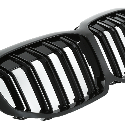 Blanksvart Grill Dubbelribb BMW 1-Serie F40 2019+