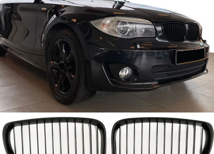 Blanksvart Grill Enkelribb BMW 1-Serie E87/E81/E82/E88 Facelift 2007-2011
