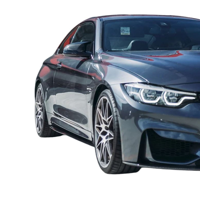 Sidokjolar i blanksvart för BMW M3 F80/M4 F82
