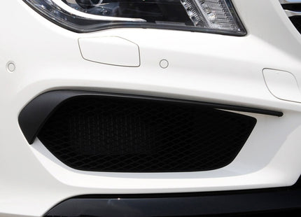 Frontflaps i blanksvart för Mercedes CLA C117 (före facelift)