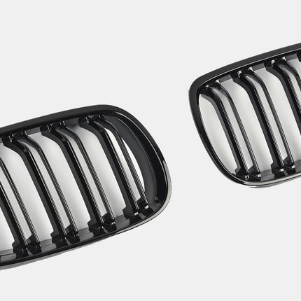 Blanksvart Grill Dubbelribb BMW 3-Serie E92/E93 2006-2010