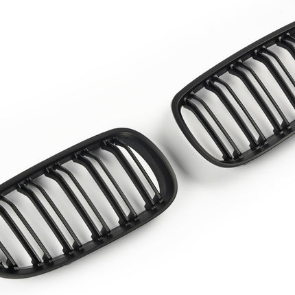 Mattsvart Grill Dubbelribb BMW 3-Serie E92/E93 2006-2010