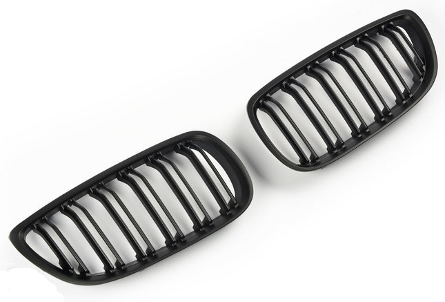 Mattsvart Grill Dubbelribb BMW 3-Serie E92/E93 2006-2010