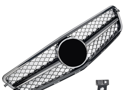 Grill i blanksvart med Mercedesstjärna för Mercedes C-Klass W204/S204
