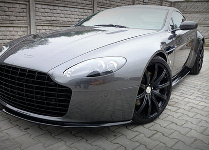 Frontstötfångare för Aston Martin V8 Vantage