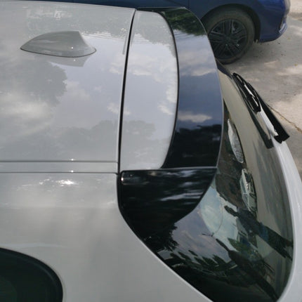 Glossy Blanksvart Spoiler BMW 1-serie E81/E87 2007-2012 - bild 2