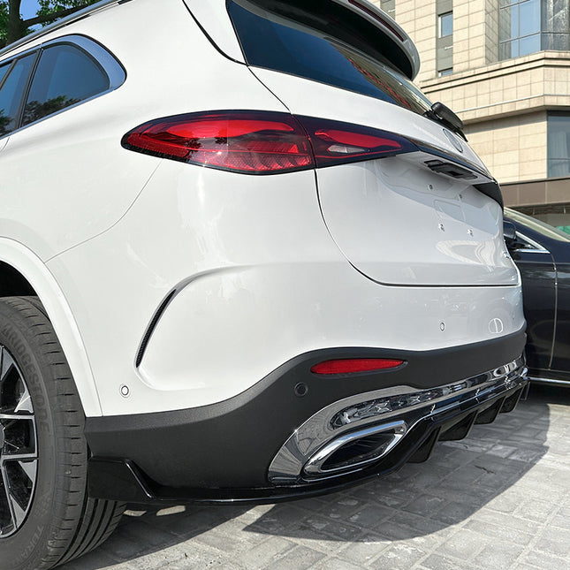 Glossy Blanksvart Diffuser Mercedes GLC X254 (AMG Sports Pack)