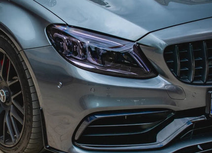 Frontsplitter i blanksvart för Mercedes C-Klass W205