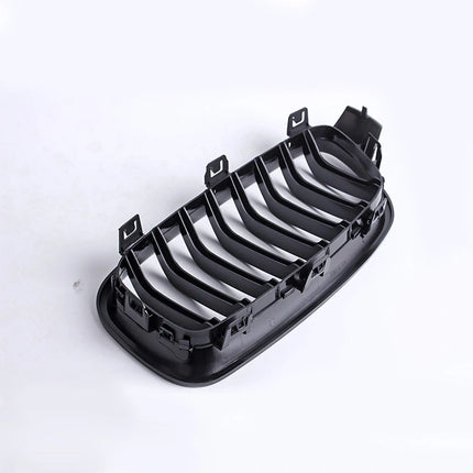 Grill BMW 3-Serien F30/F31 Singelribb Njurar Blanksvarta