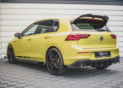 Bakre sidosplitters Street Pro med flaps för VW Golf GTI Clubsport MK8