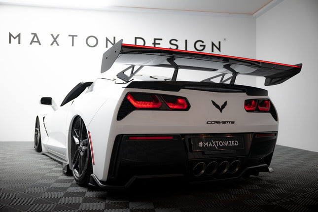 Bakvinge i kolfiber med svanhalsfäste och LED för Chevrolet Corvette Stingray/Grand Sport C7