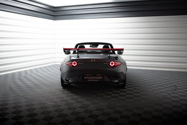 Bakvinge i kolfiber med inre fästen och LED för Mazda MX-5 ND (MK4)