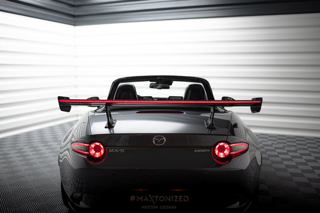 Bakvinge i kolfiber med inre fästen och LED för Mazda MX-5 ND (MK4)