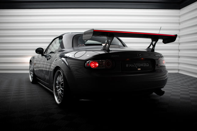 Spoiler i kolfiber med LED för Mazda MX5 Hardtop NC (MK3)
