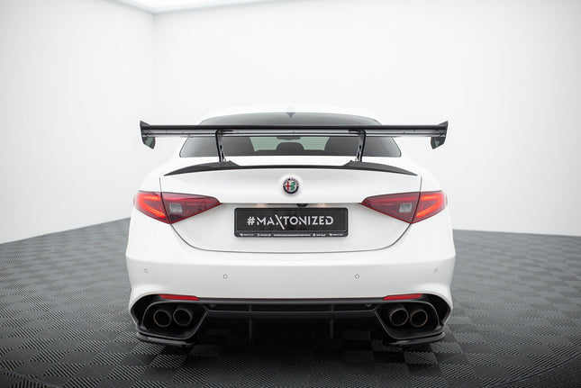 Spoiler i kolfiber för Alfa Romeo Giulia Quadrifoglio