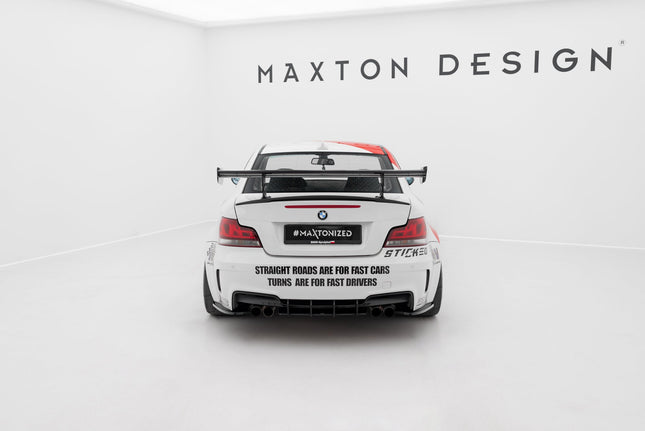 Bakvinge V.2 i kolfiber med inre fästen för BMW 1 M E82