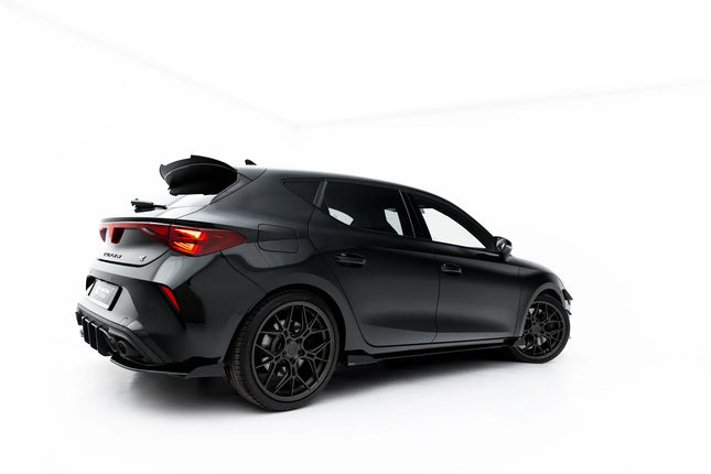 Sidokjolar Street Pro med flaps för Cupra Leon ST/Hatchback MK1 Facelift