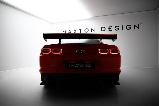 Bakvinge i kolfiber med inre fästen och LED för Chevrolet Camaro SS MK6 Facelift