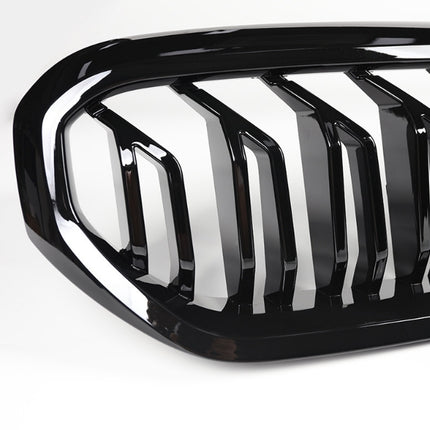 Grill BMW 5-Serie G30/G31 Dubbelribb Njurar (Färgval) 2021+ LCI