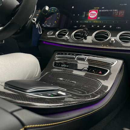 Premium Kolfiberpaneler till W213 Mercedes E-Klass