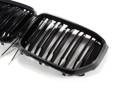Grill med dubbla ribbor i svart med LED för BMW X5 G05 Facelift
