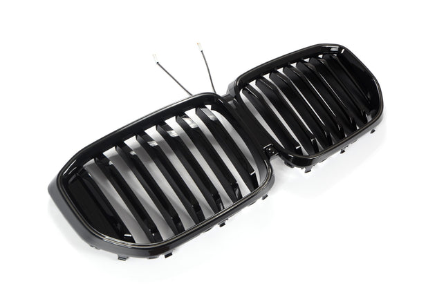 Grill med enkla ribbor i svart med LED för BMW X5 G05 Facelift