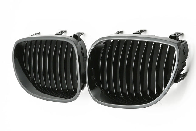 Grill med enkla ribbor i svart för BMW 5-serie E60/E61
