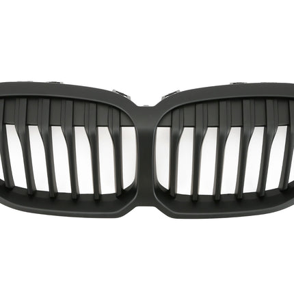 Mattsvart Grill Sport BMW 1-Serie F40 2019+