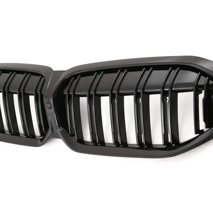 Blanksvart Grill Dubbelribb BMW 3-Serie G20/G21 Facelift 2022+