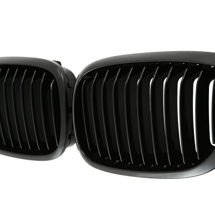 Blanksvart Grill BMW 3-Serie E46 Coupé/Cabriolet Facelift 2003-2007