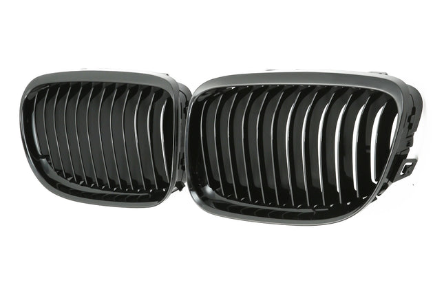 Blanksvart Grill Enkelribb BMW 3-Serie E90/E91 Facelift 2008-2012