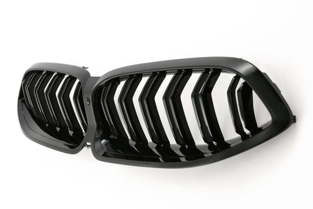 Grill i blanksvart för BMW 8-serie G14/G15/G16 Facelift