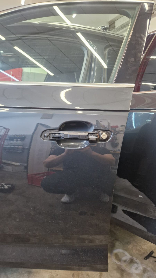 Keyless Entry Audi Q8/SQ8/RSQ8 4M (Inkl. Montering)