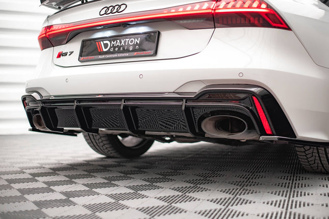 Diffuser för Audi RS7 C8 (för bil med dragkrok)