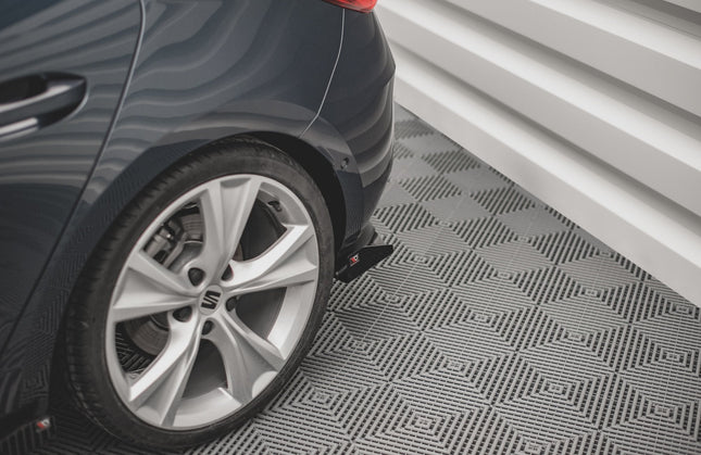 Diffuser Street Pro med flaps för Seat Leon FR Hatchback MK4