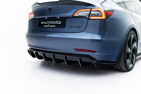 Diffuser V.2 för Tesla Model 3