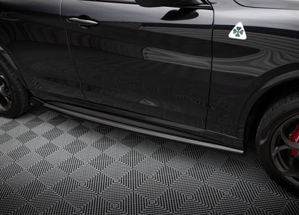 Sidokjolar för Alfa Romeo Stelvio Quadrifoglio MK1