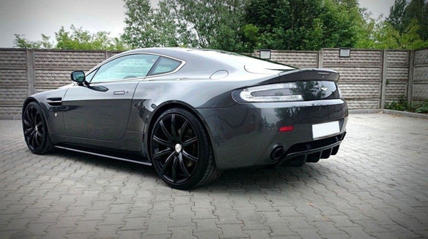 Sidokjolar för Aston Martin V8 Vantage