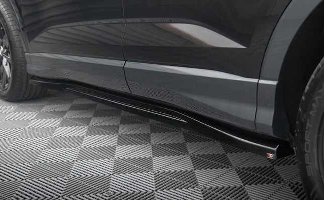 Sidokjolar för Audi Q3 Sportback F3