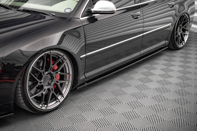 Sidokjolar för Audi S8 D3