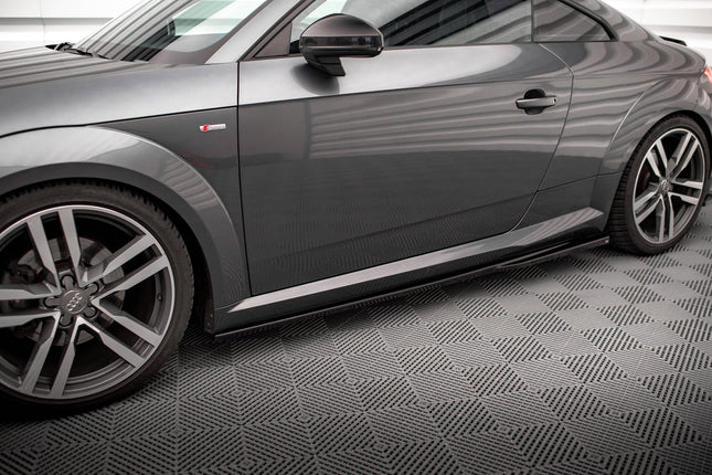 Sidokjolar för Audi TT S-Line 8S