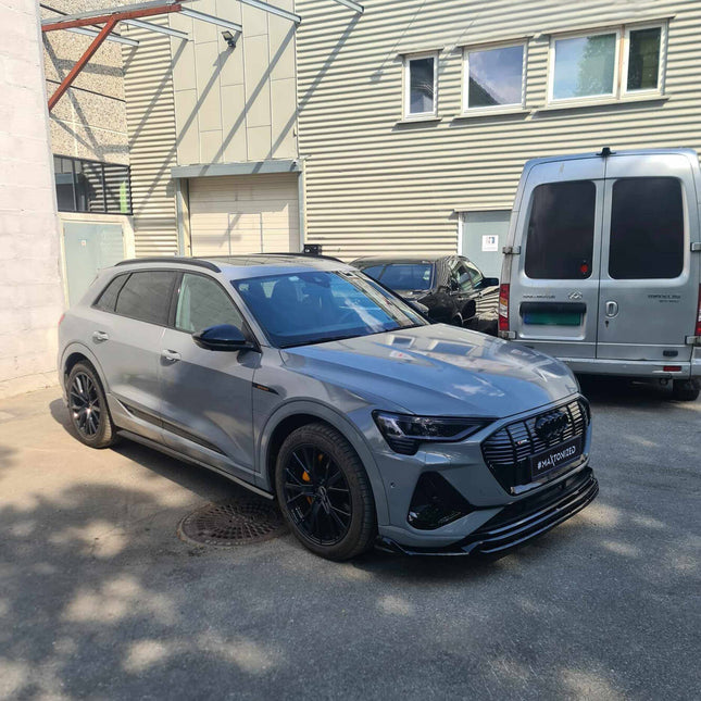 Sidokjolar för Audi e-Tron S-Line