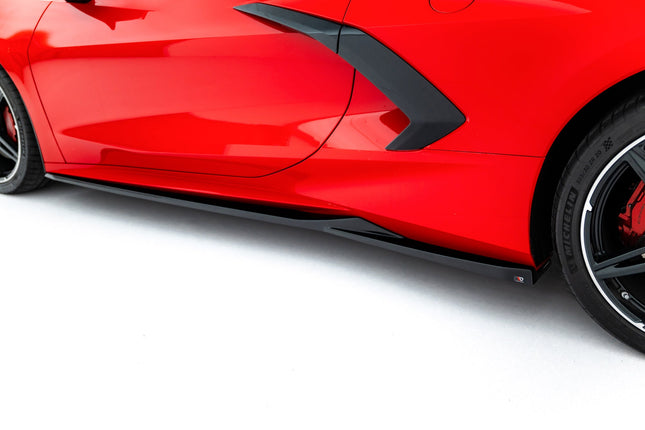 Sidokjolar för Chevrolet Corvette C8