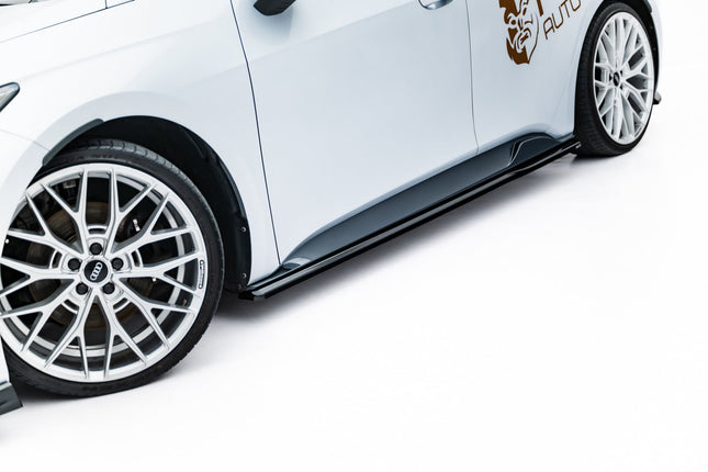 Sidokjolar för Cupra Born MK1