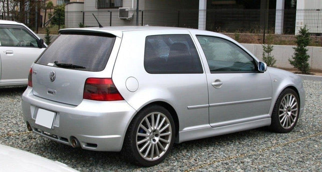 Sidokjolar för VW Golf MK4 3-dörrars R32-look