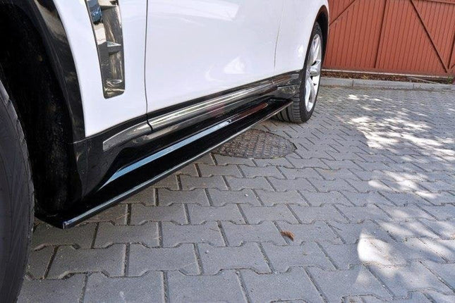 Sidokjolar för Infiniti QX70