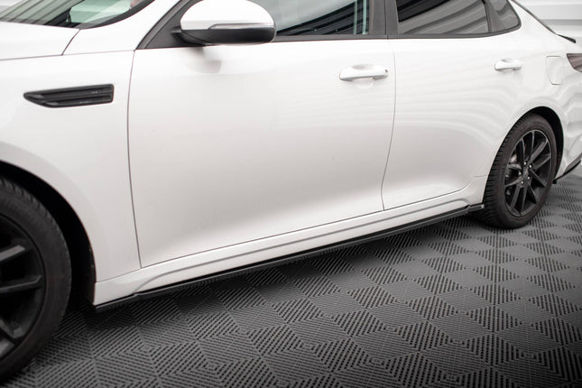 Sidokjolar för Kia Optima MK4 Facelift
