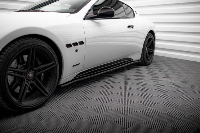 Sidokjolar för Maserati Granturismo S MK1