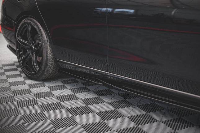 Sidokjolar för Mercedes E-Klass W213